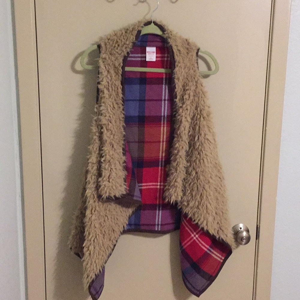Cute furry vest!